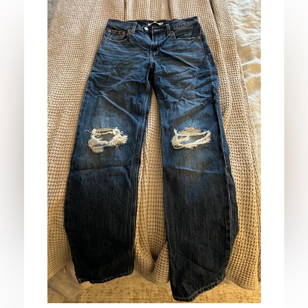 Levi’s Straight Leg Jeans